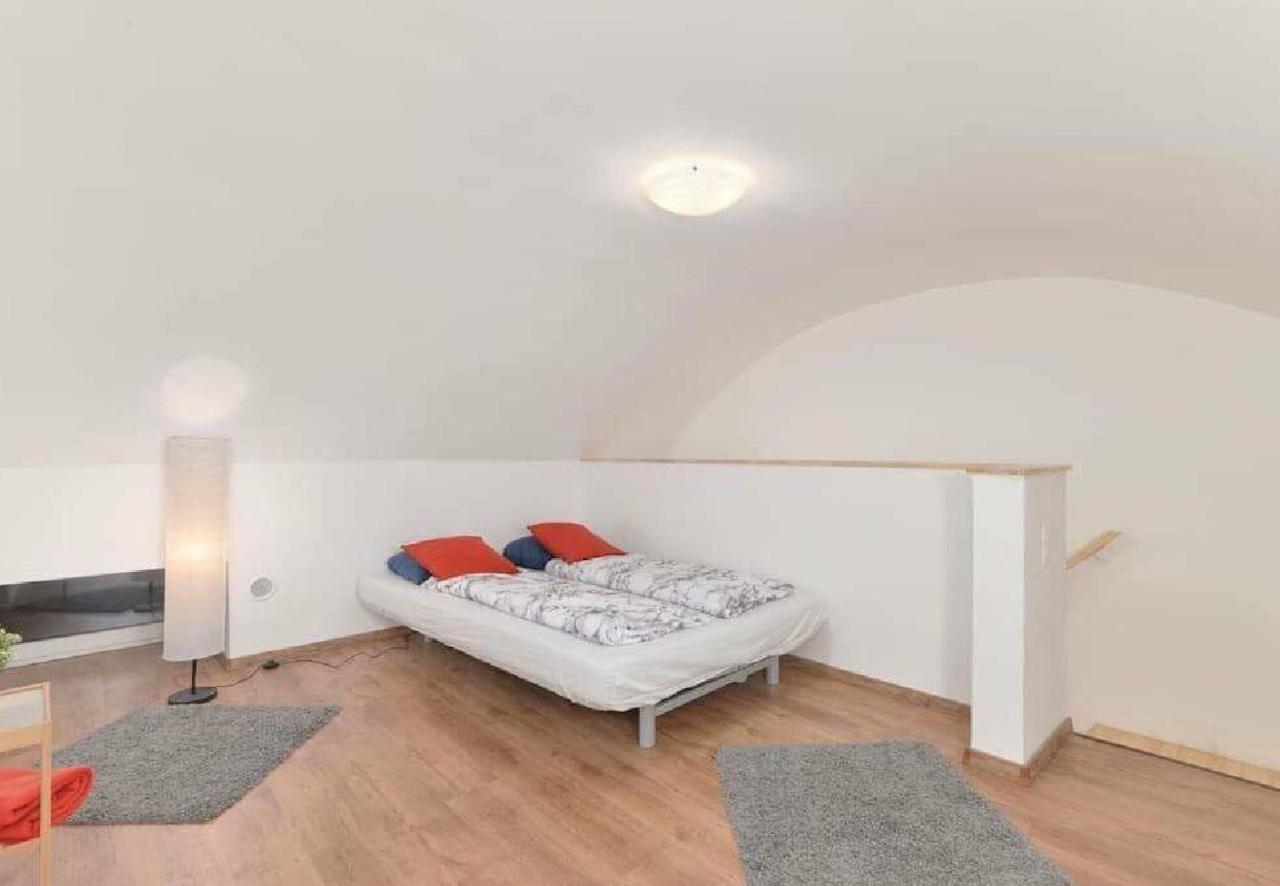 Apartment Akacfa Utca 65. *