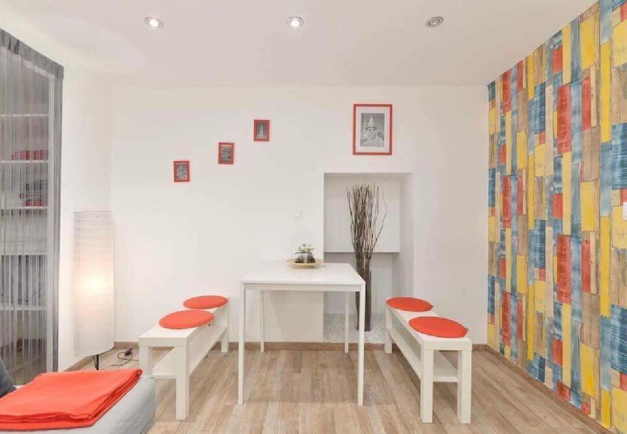 Akacfa Utca 65. Apartment