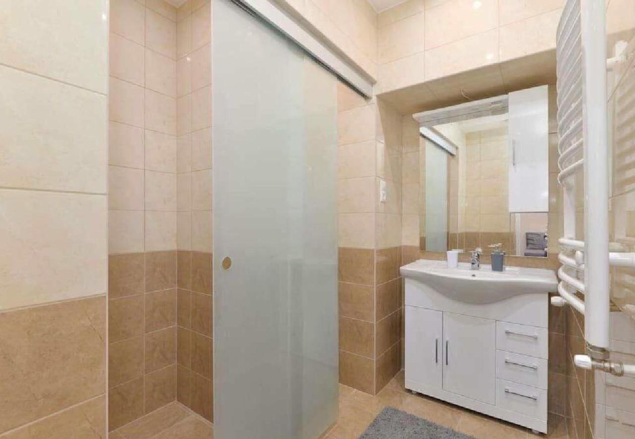 Akacfa Utca 65. Apartment